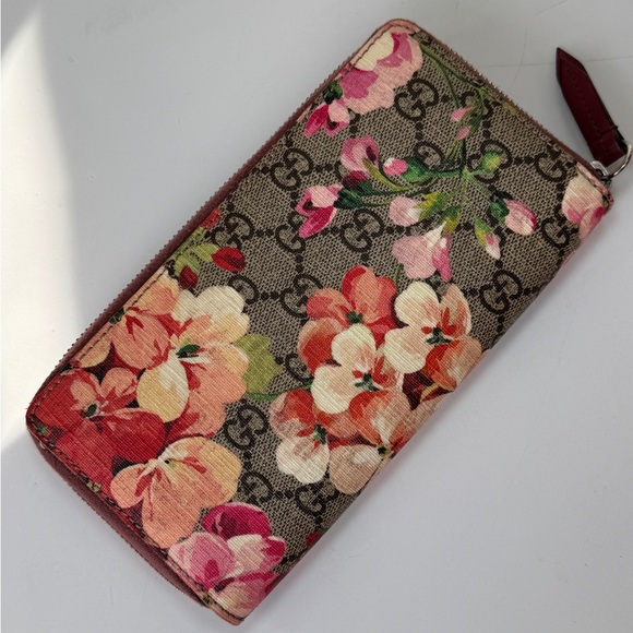 Gucci GG Supreme Monogram Blooms Zip Wallet Multicolor - Picture 3 of 10